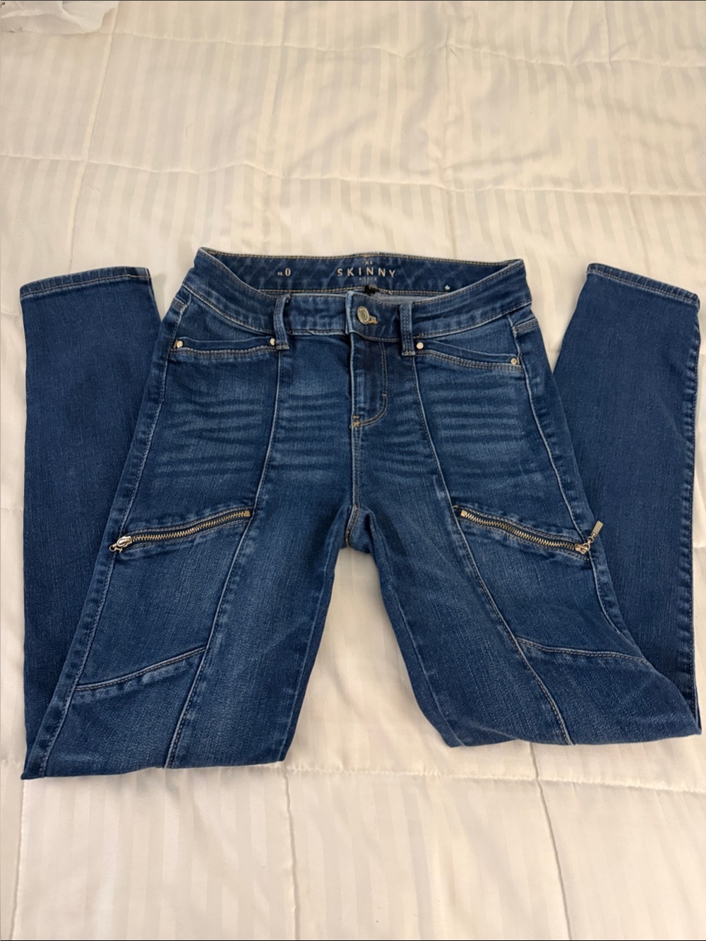 White House Black Market Skinny Jeans w/Front Zip Details